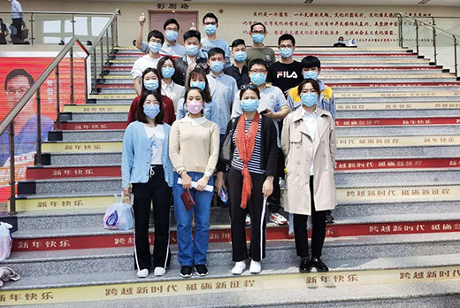 上Ｒ橛旁交717组织发展无偿献血活动